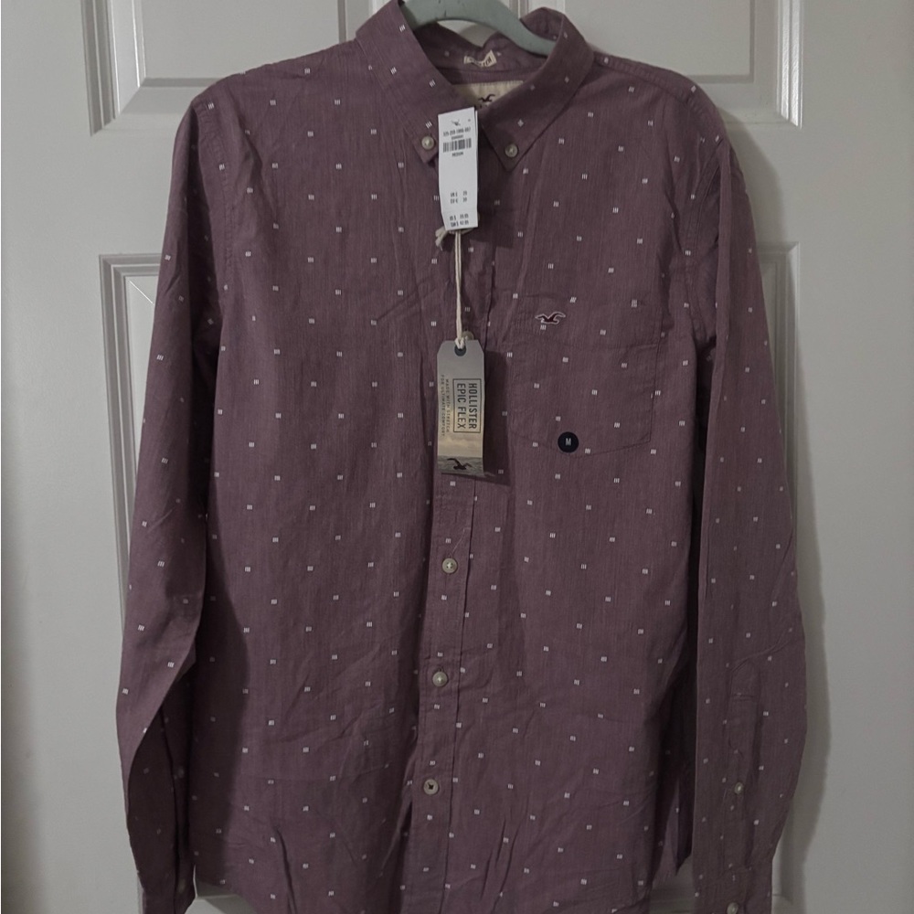 Hollister Men's Maroon Polka Dot Button-Down Shirt
